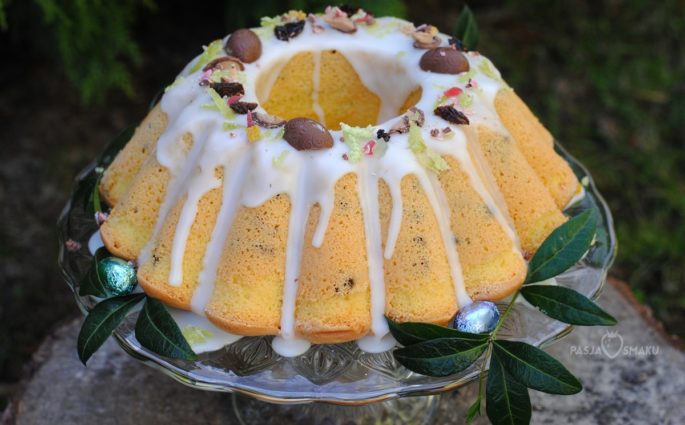 babka majonezowa z rodzynkami