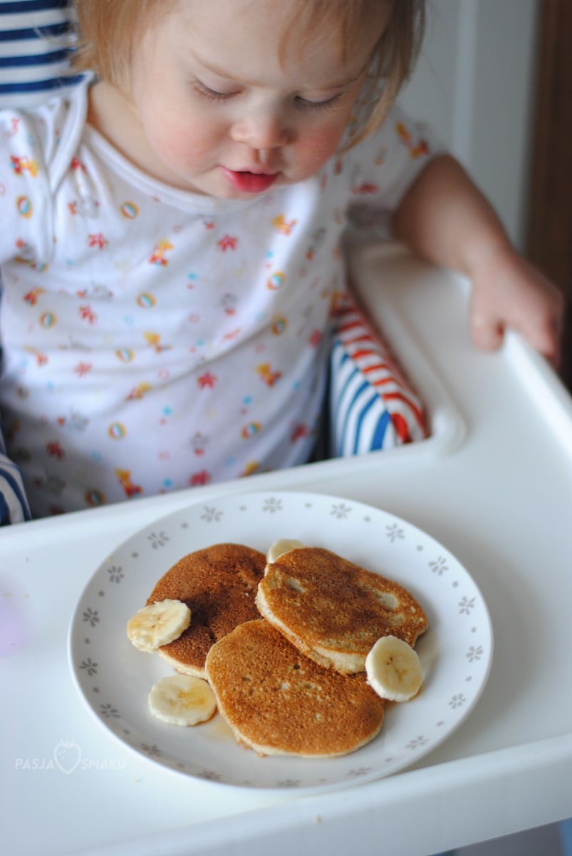 Placuszki z kaszy manny z bananem