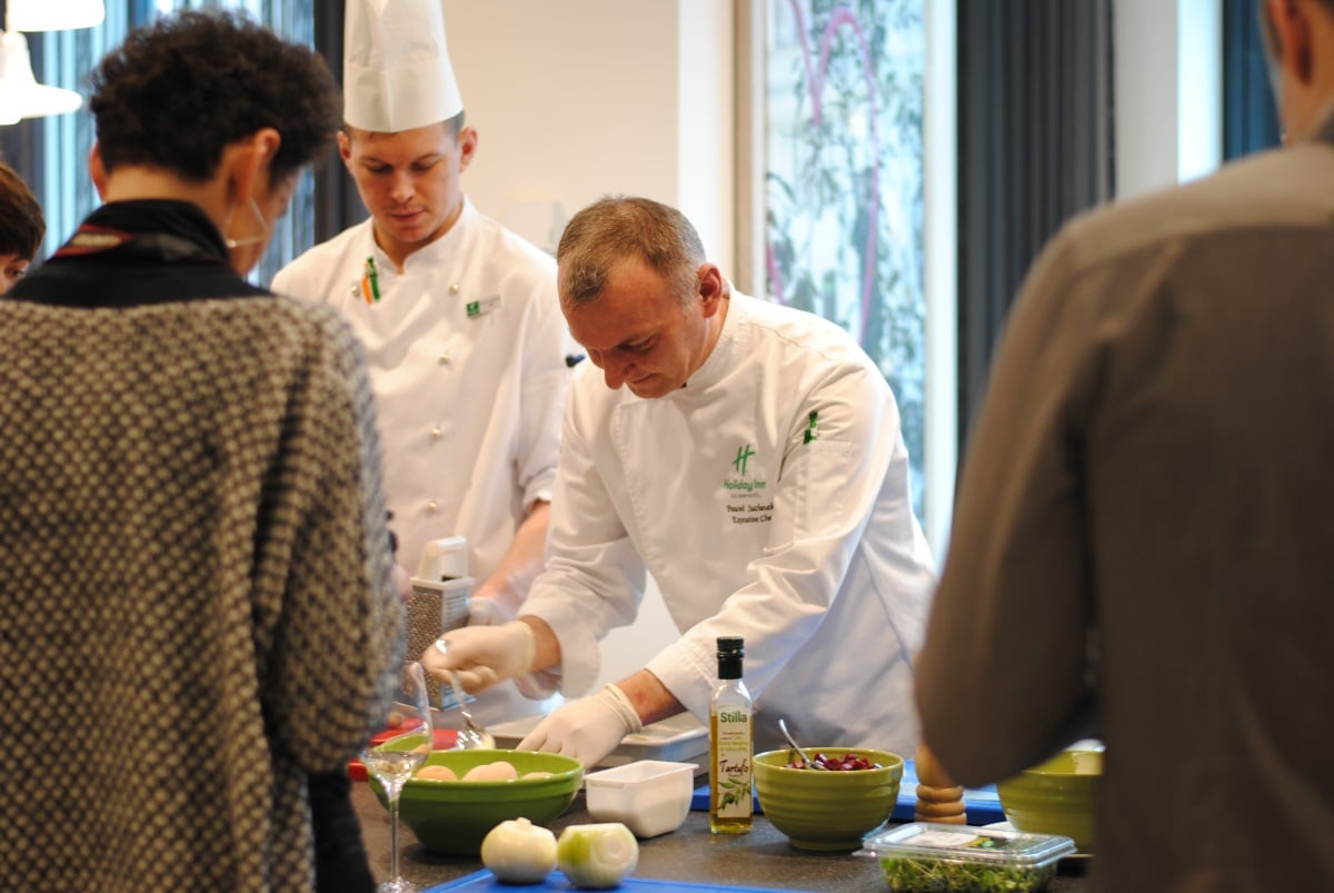 Live cooking w Holiday Inn Warsaw