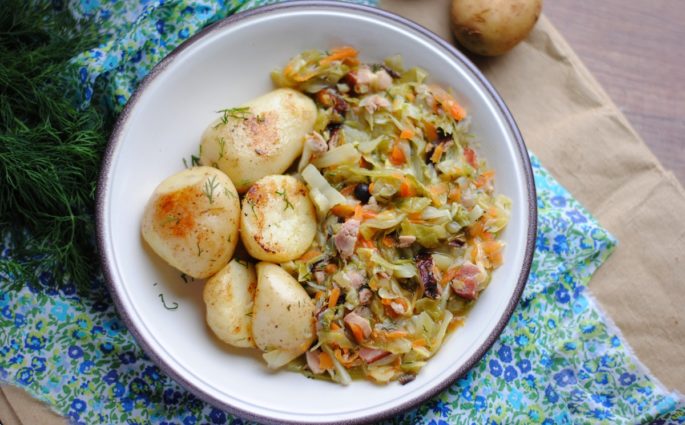 Najlepszy bigos z młodej kapusty