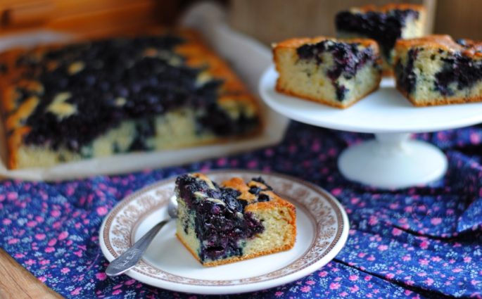 Kefirowe ciasto z owocami