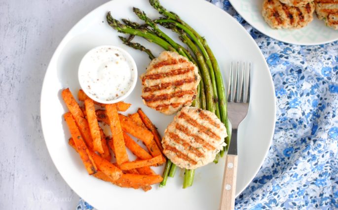 Kotlety drobiowe z kalafiorem